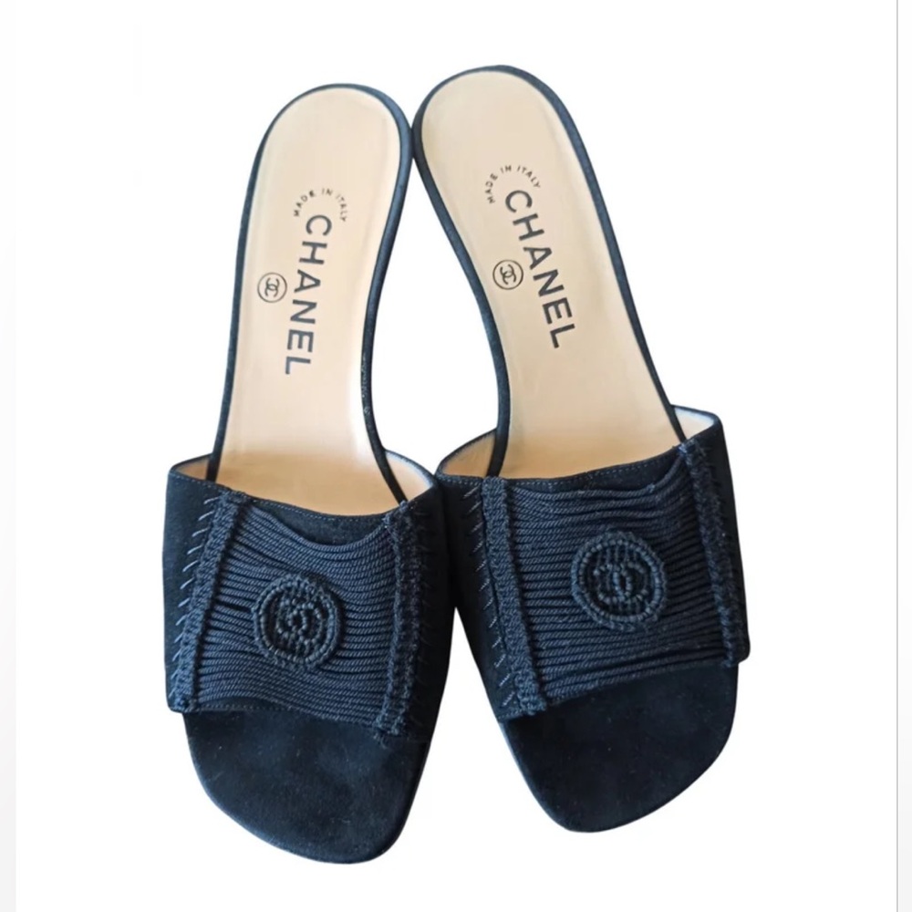 Chanel mules with small heel !!